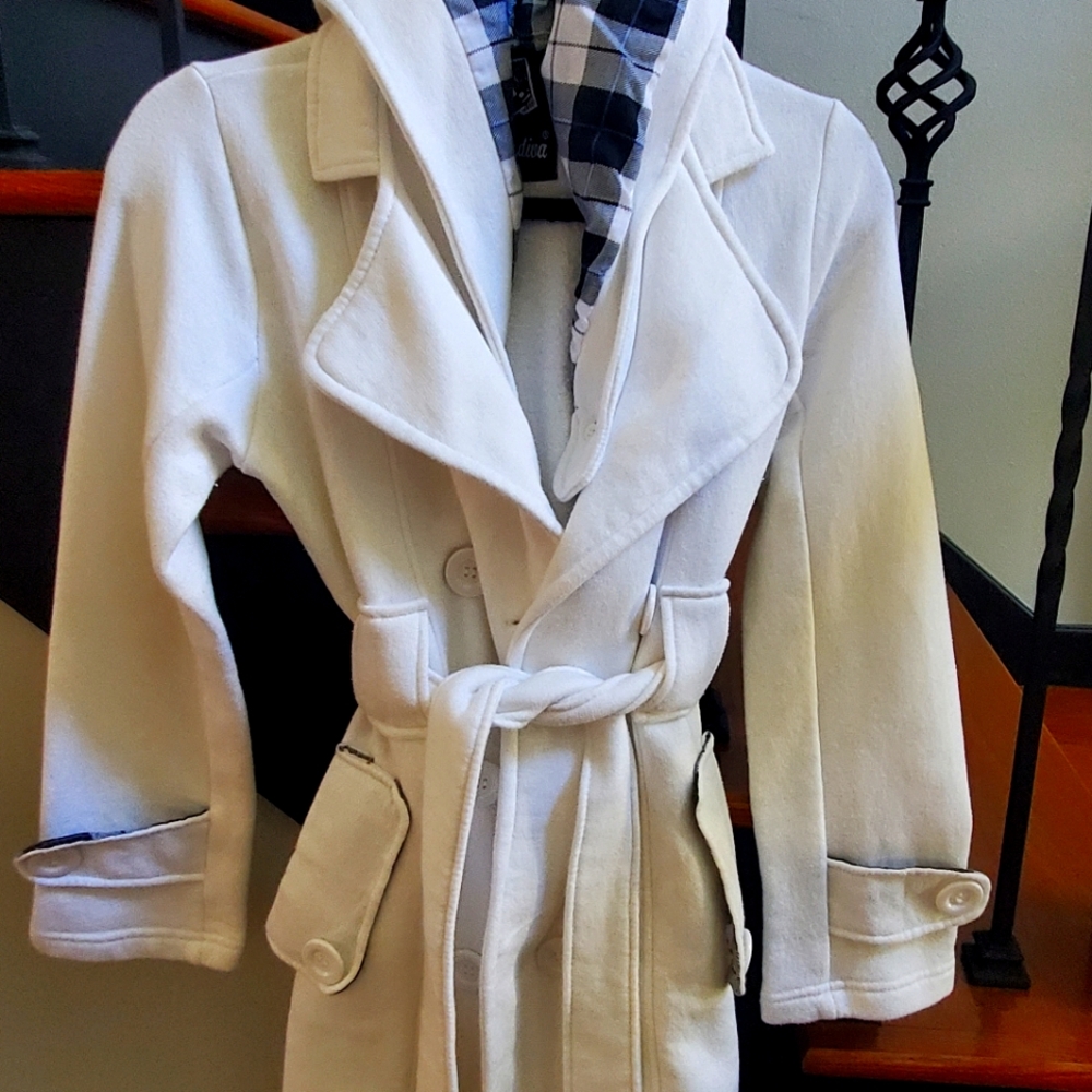Peacoat with removable hood
